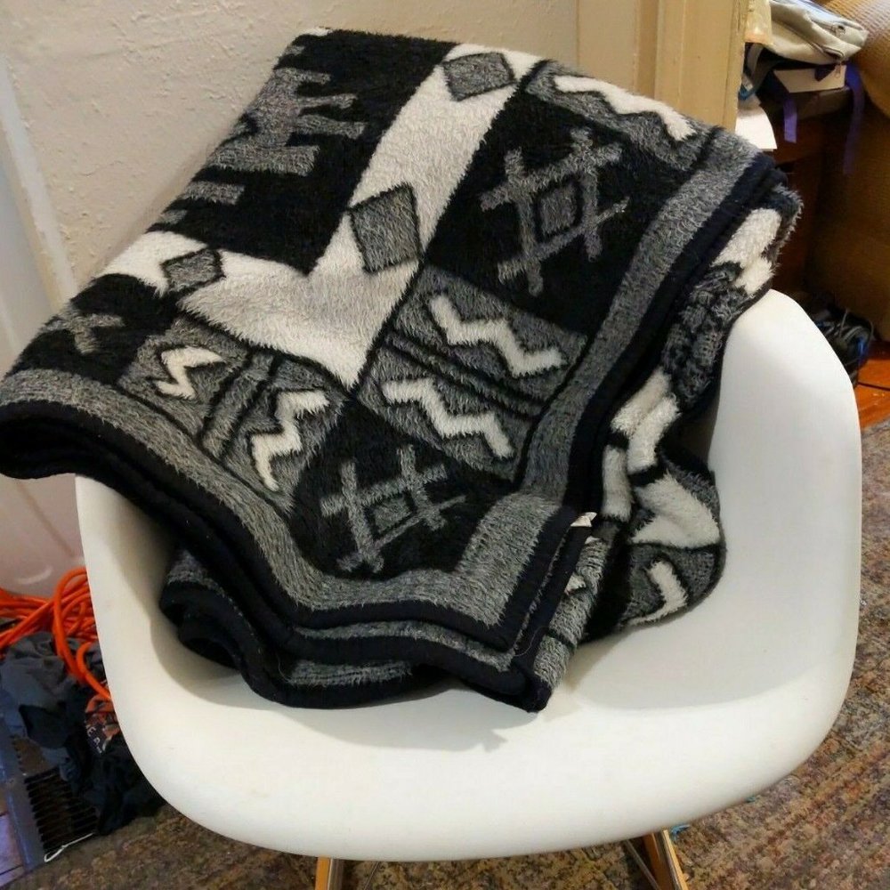 Biederlack Blanket Black and White Southwestern